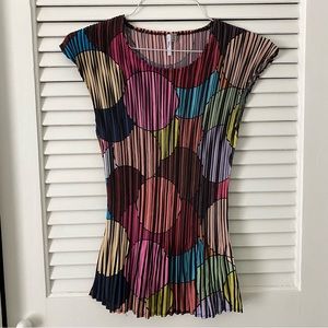 ❣️SOLD ON DEPOP❣️ 70s // 80s Accordion Pleated Colorful Printed